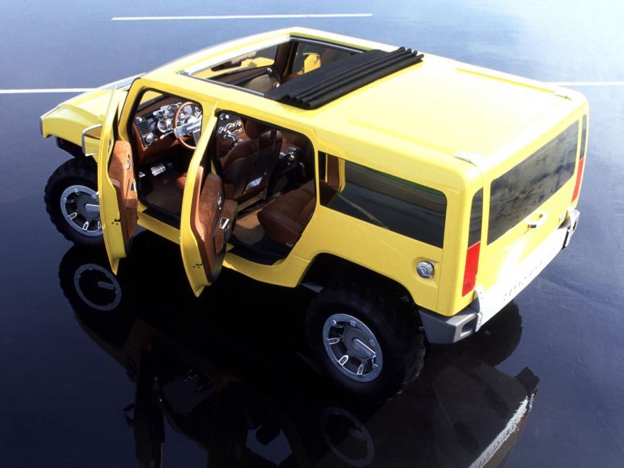  Hummer H2 SUV Concept 2000 года  (фото 2 из 11)